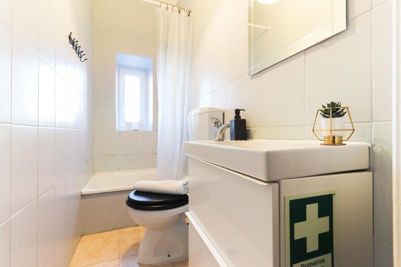 Parlamient River View Apartments By Homing Lisbon Luaran gambar